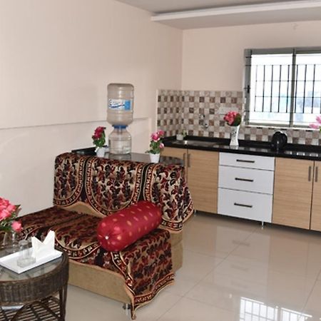 Hotel New Bell Inn Bangalore Exteriör bild